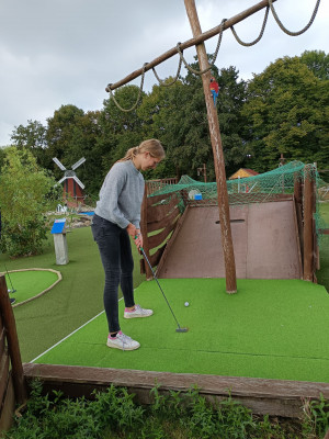 Adventure Golf